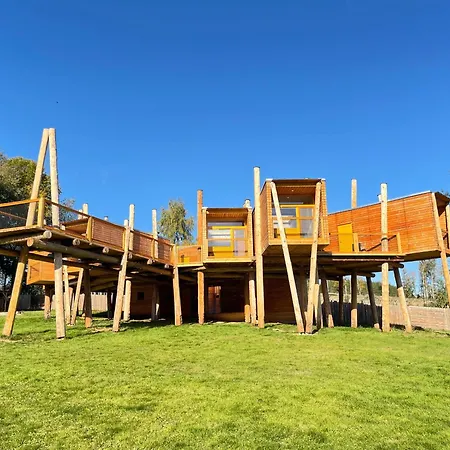 Campsite Netradicni Pobyt Vysoko Nad Zemi, S Vyhledem Na Hvezdy A Wellness V Srdci Vysociny.